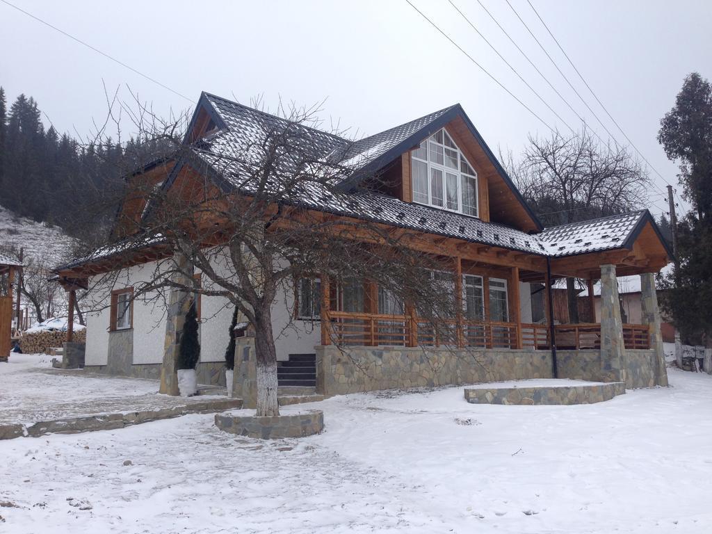 Cottage Familiya Verkhovyna Dış mekan fotoğraf