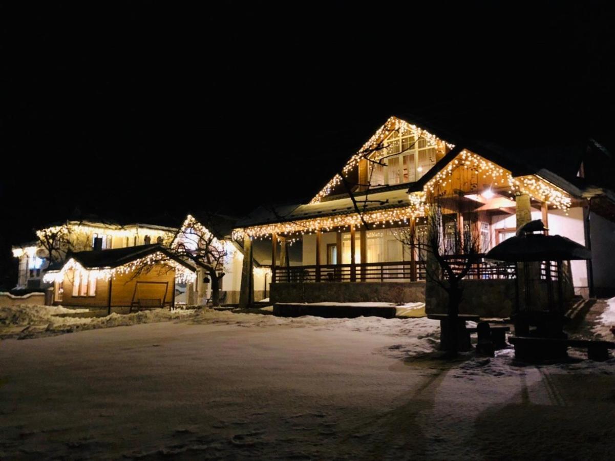 Cottage Familiya Verkhovyna Dış mekan fotoğraf